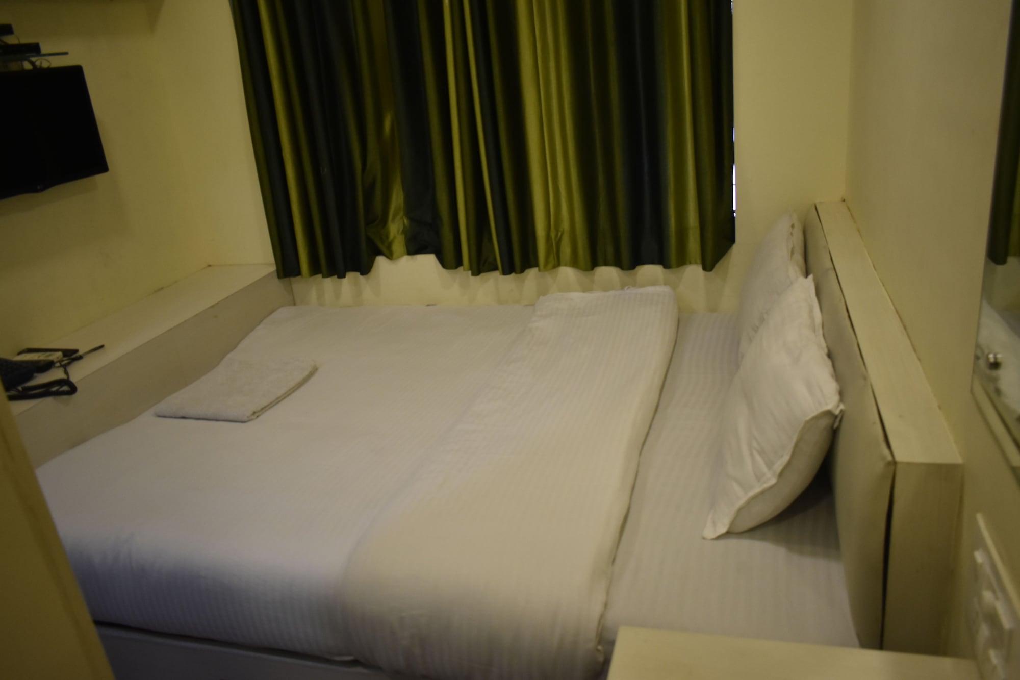 Hotel Arma Court - Near Us Embassy, Bkc Мумбаї Екстер'єр фото